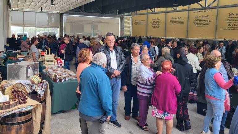 Barlovento celebra el Mercadillo de San Martín en apoyo a los afectados por la DANA de Valencia