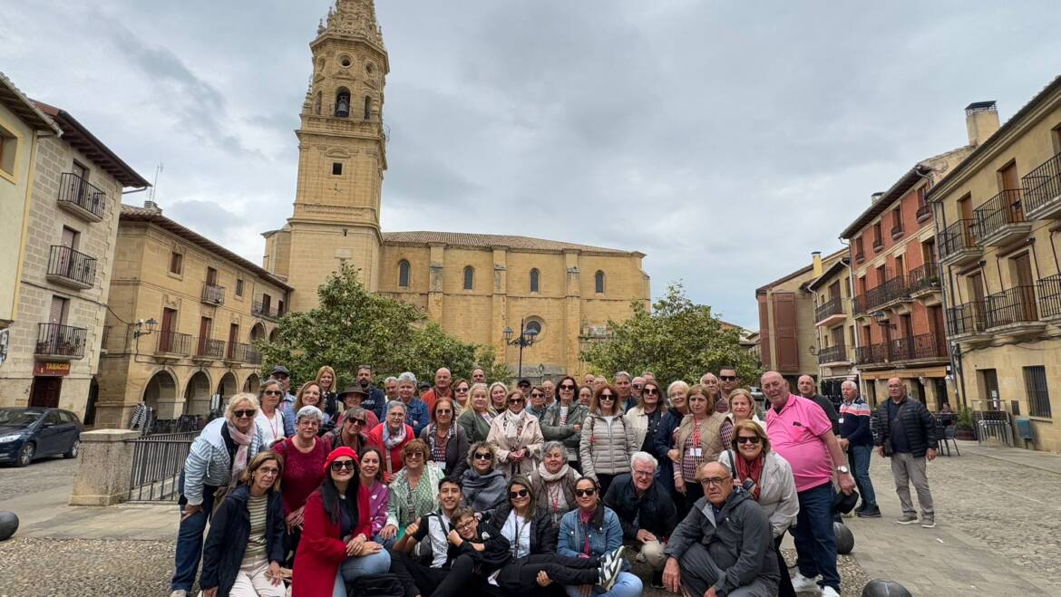 Más de medio centenar de vecinos participan en el viaje organizado por el Ayuntamiento de Barlovento a La Rioja