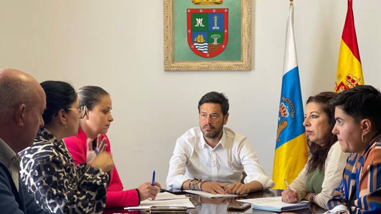 Barlovento concede las  Ayudas al Desplazamiento y Alquiler a 48 estudiantes del municipio