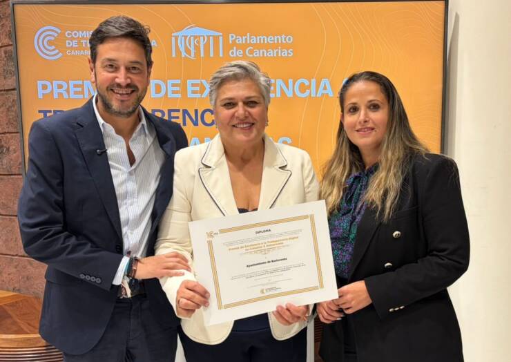 BARLOVENTO RECIBE EL PREMIO A LA EXCELENCIA EN TRANSPARENCIA