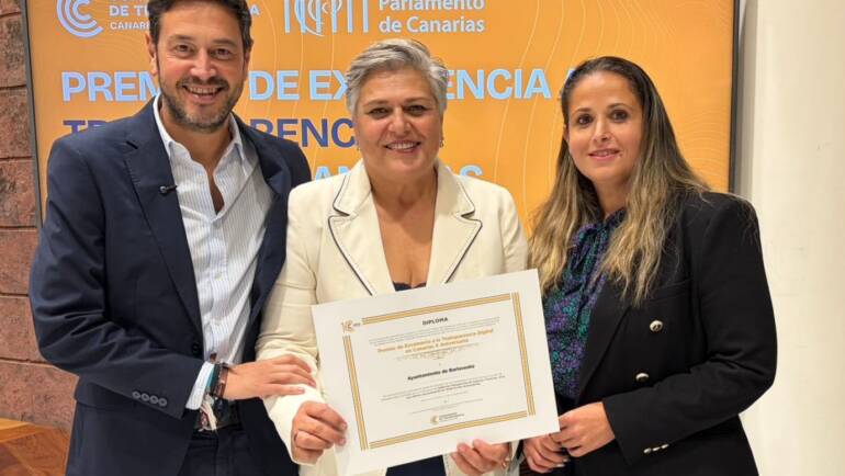 BARLOVENTO RECIBE EL PREMIO A LA EXCELENCIA EN TRANSPARENCIA