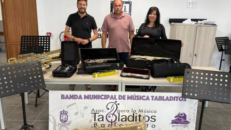 El Ayuntamiento de Barlovento dota a la Banda Municipal “Tabladitos” de nuevos instrumentos y material para reforzar su actividad 2025-2026.
